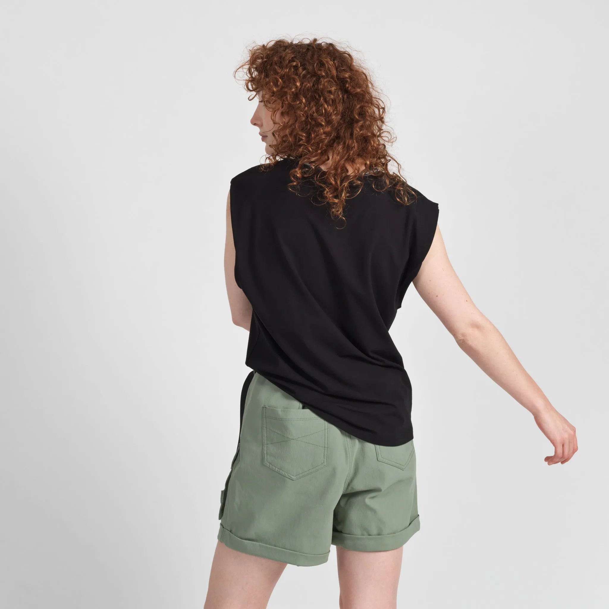 Elyzion "Orient" Sleeveless T-shirt - Black