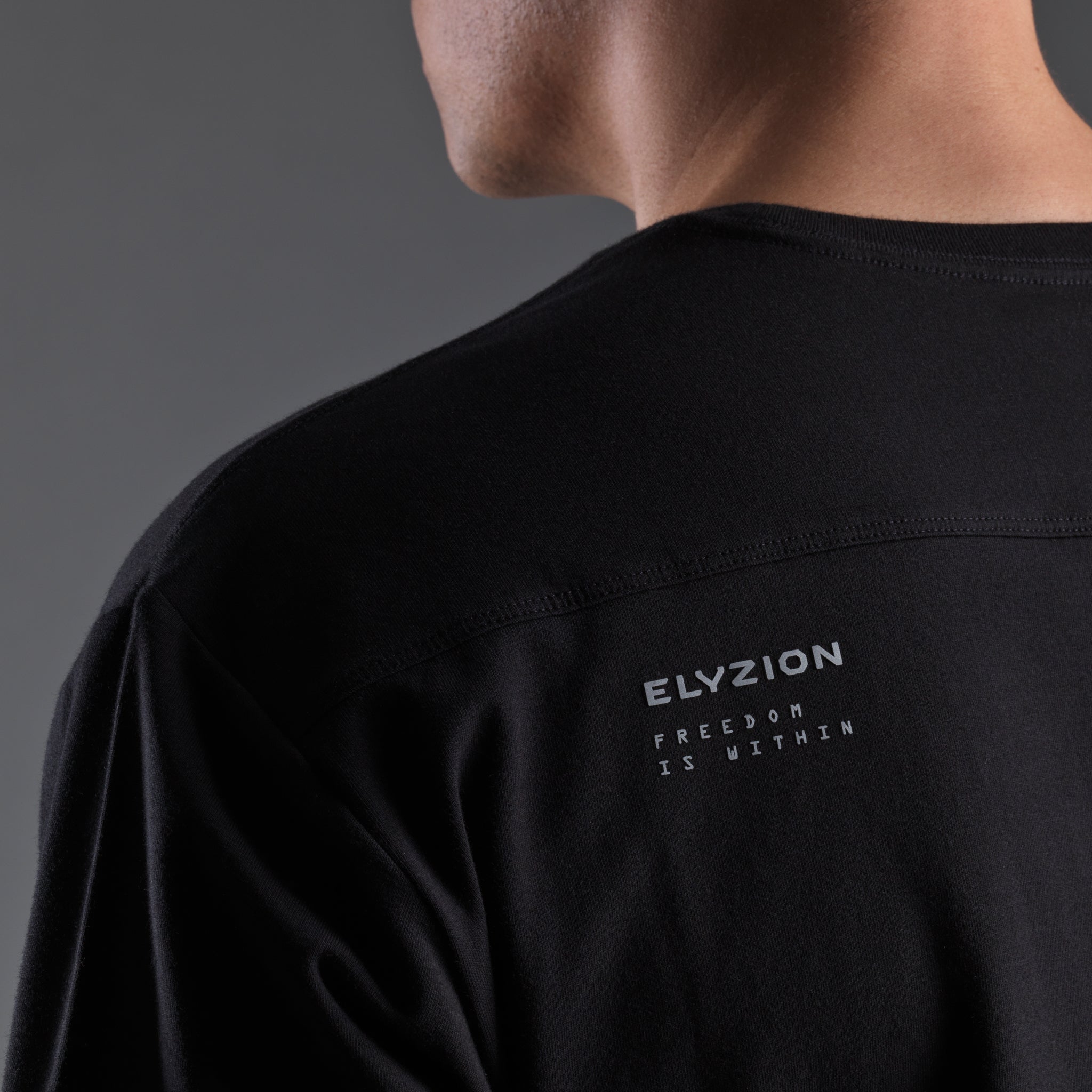 Elyzion "Hudson" Cargo T-shirt - Black