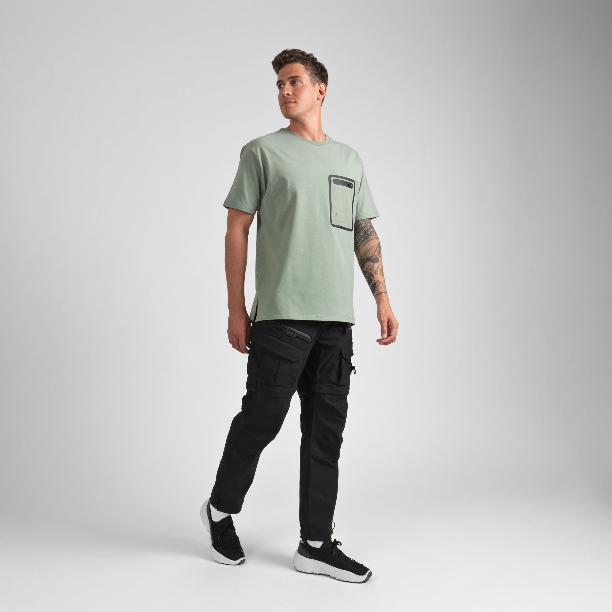 Elyzion "Hudson" Cargo T-shirt - Oil Green