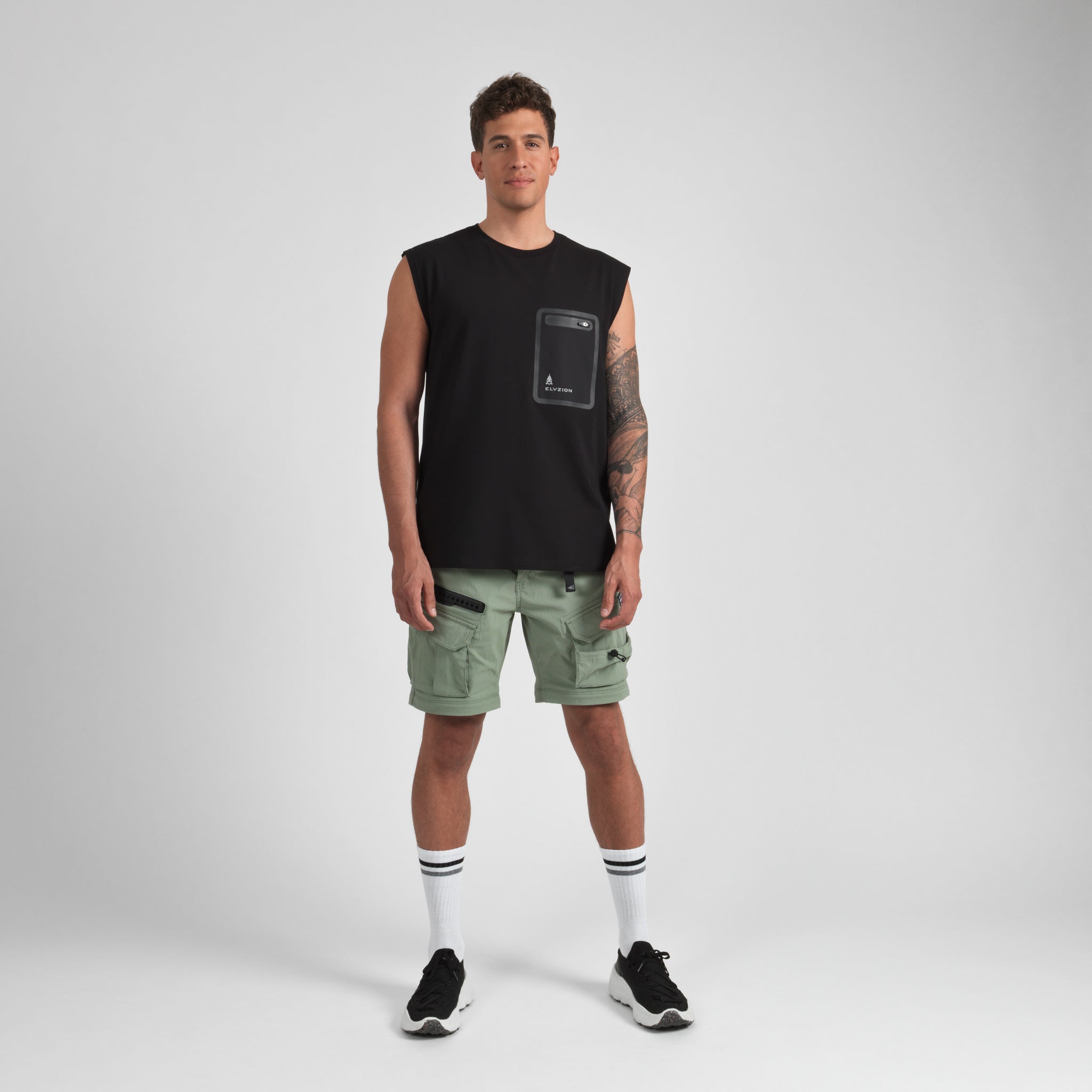 Elyzion "Moero" Sleeveless Cargo T-shirt - Black