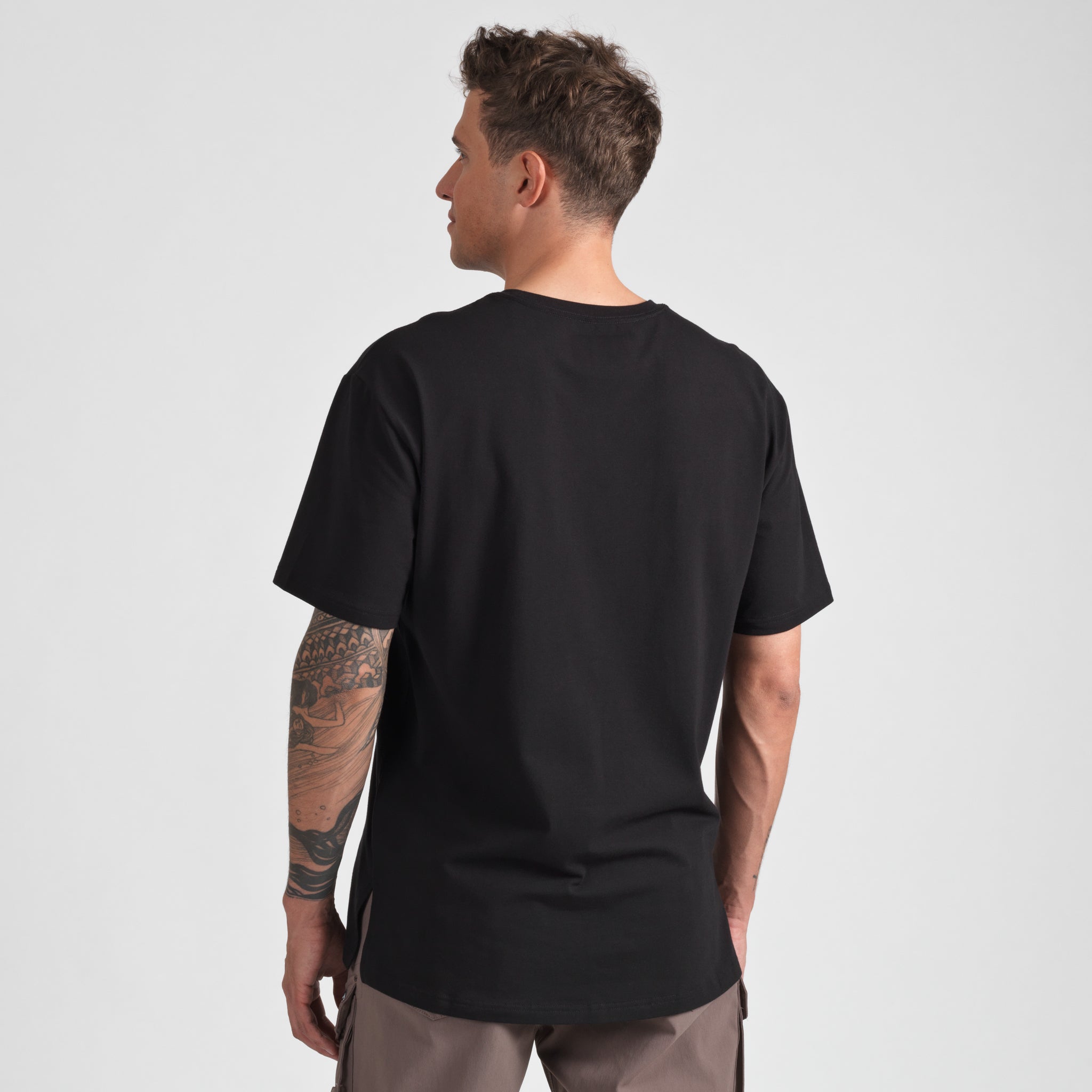 Elyzion "Molveno" Simple T-shirt - Black