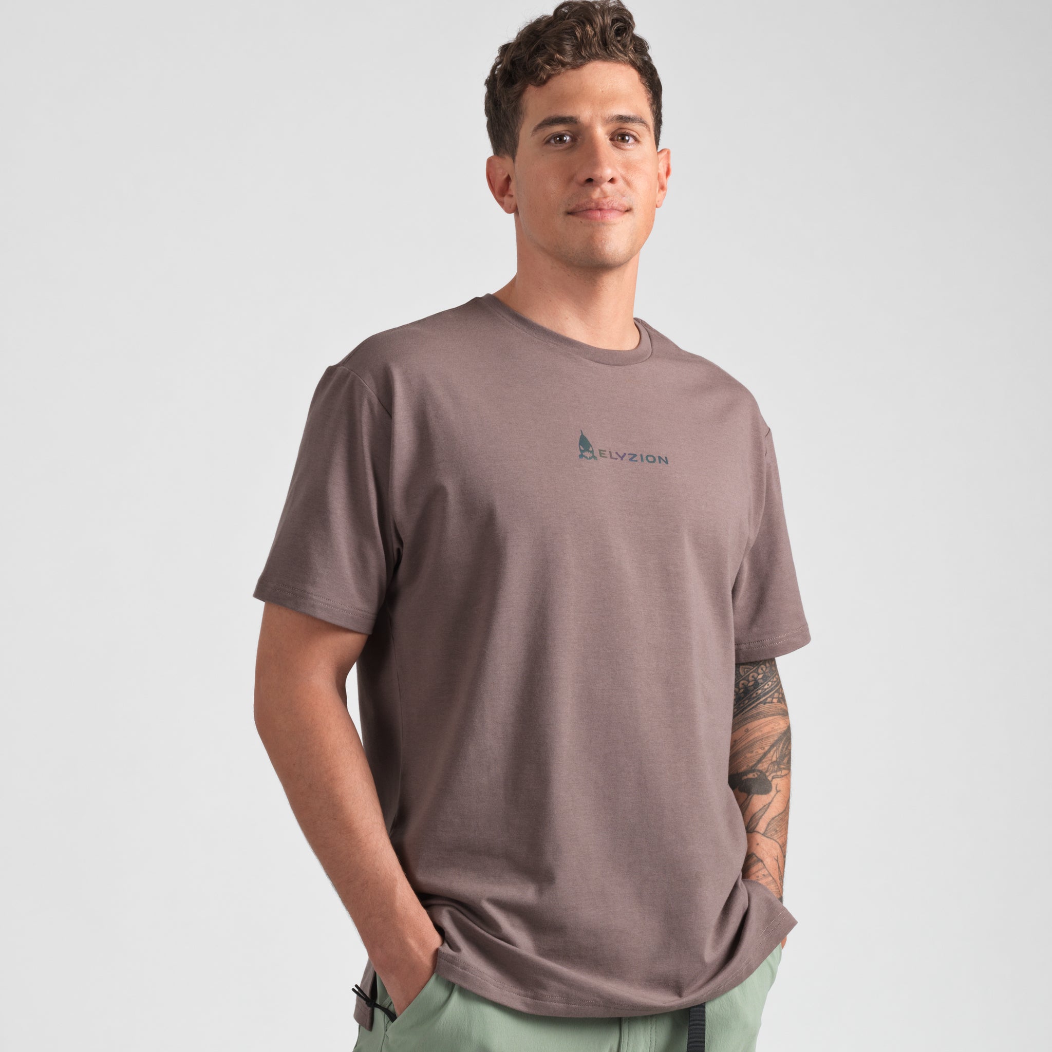 Elyzion "Molveno" Simple T-shirt - Coffee Quartz