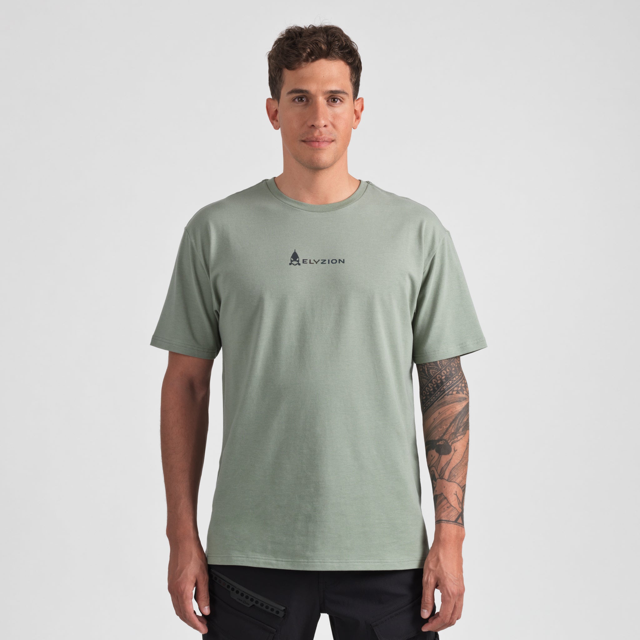 Elyzion "Molveno" Simple T-shirt - Oil Green