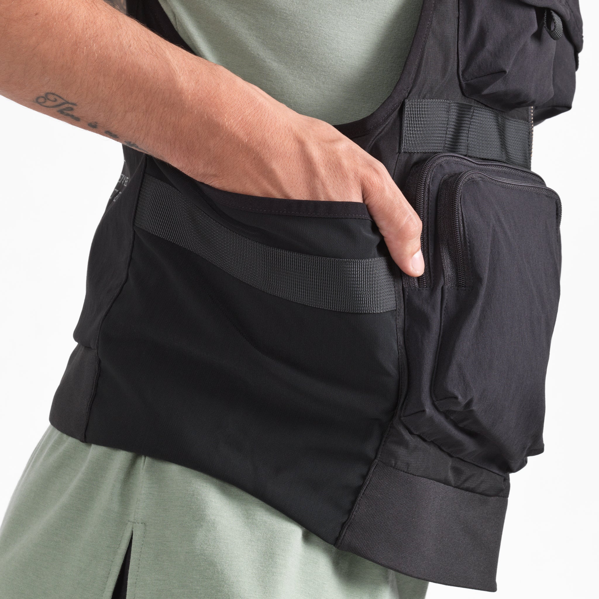 Elyzion "Murray" Utility Vest - Black