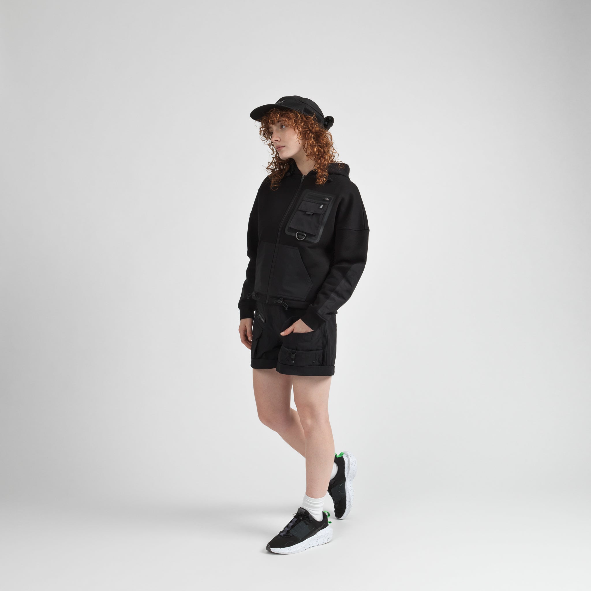 Elyzion "Salinas" Zipped Hoodie - Black