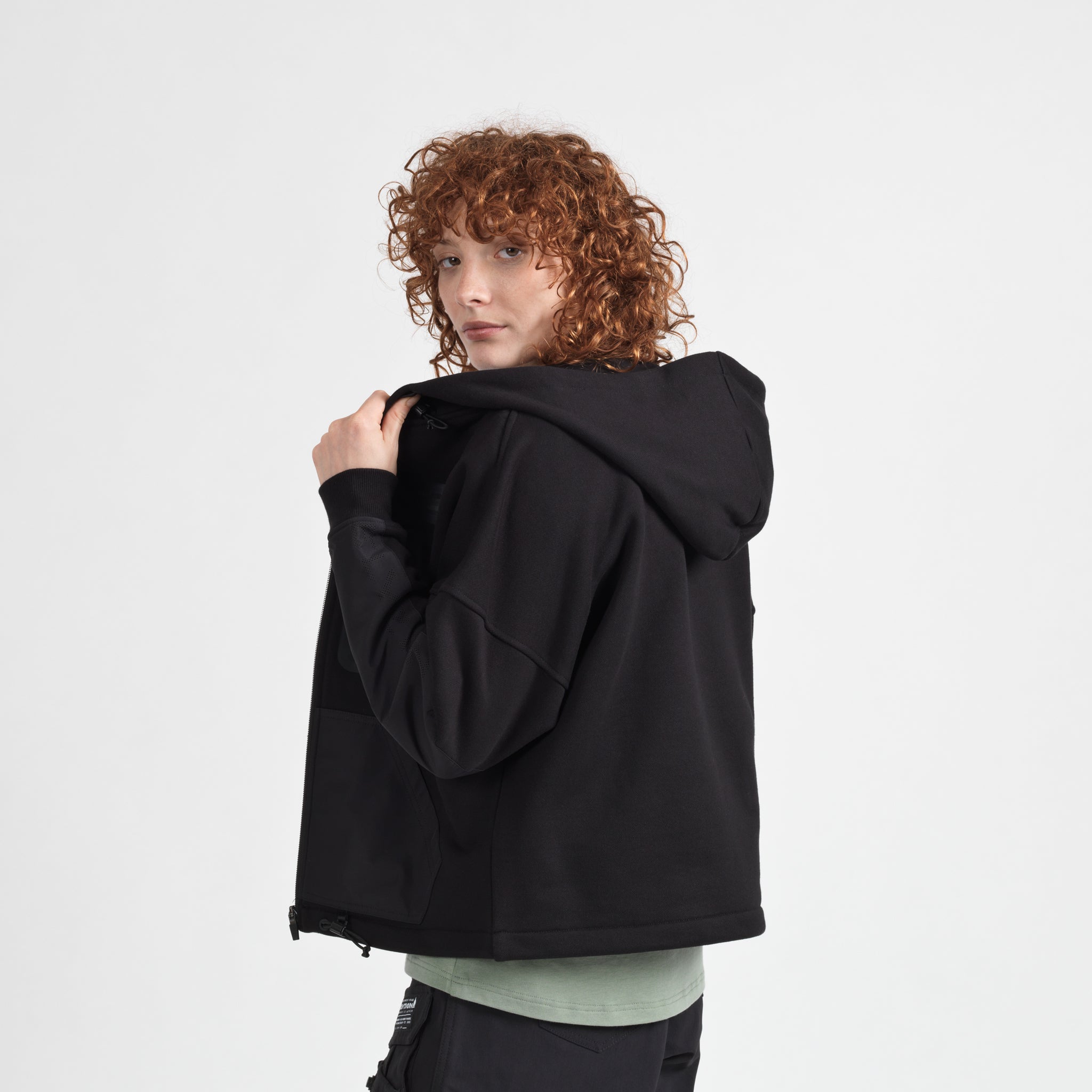 Elyzion "Salinas" Zipped Hoodie - Black