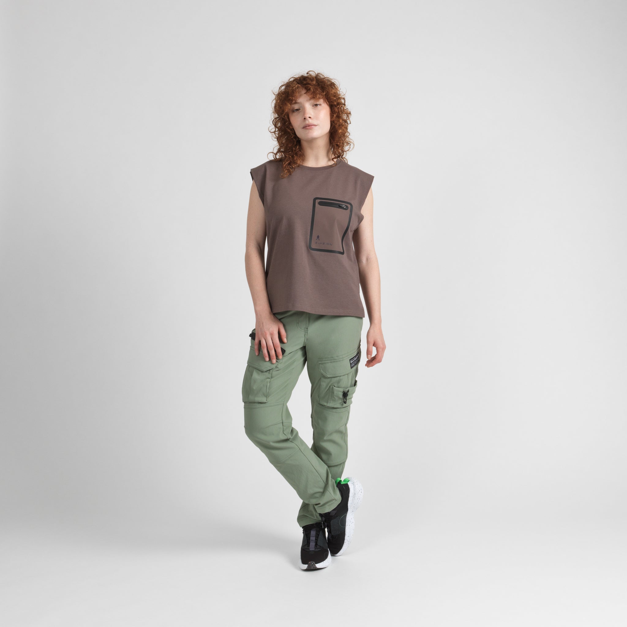 Elyzion "Savannah" Sleeveless Cargo T-shirt - Coffee Quartz